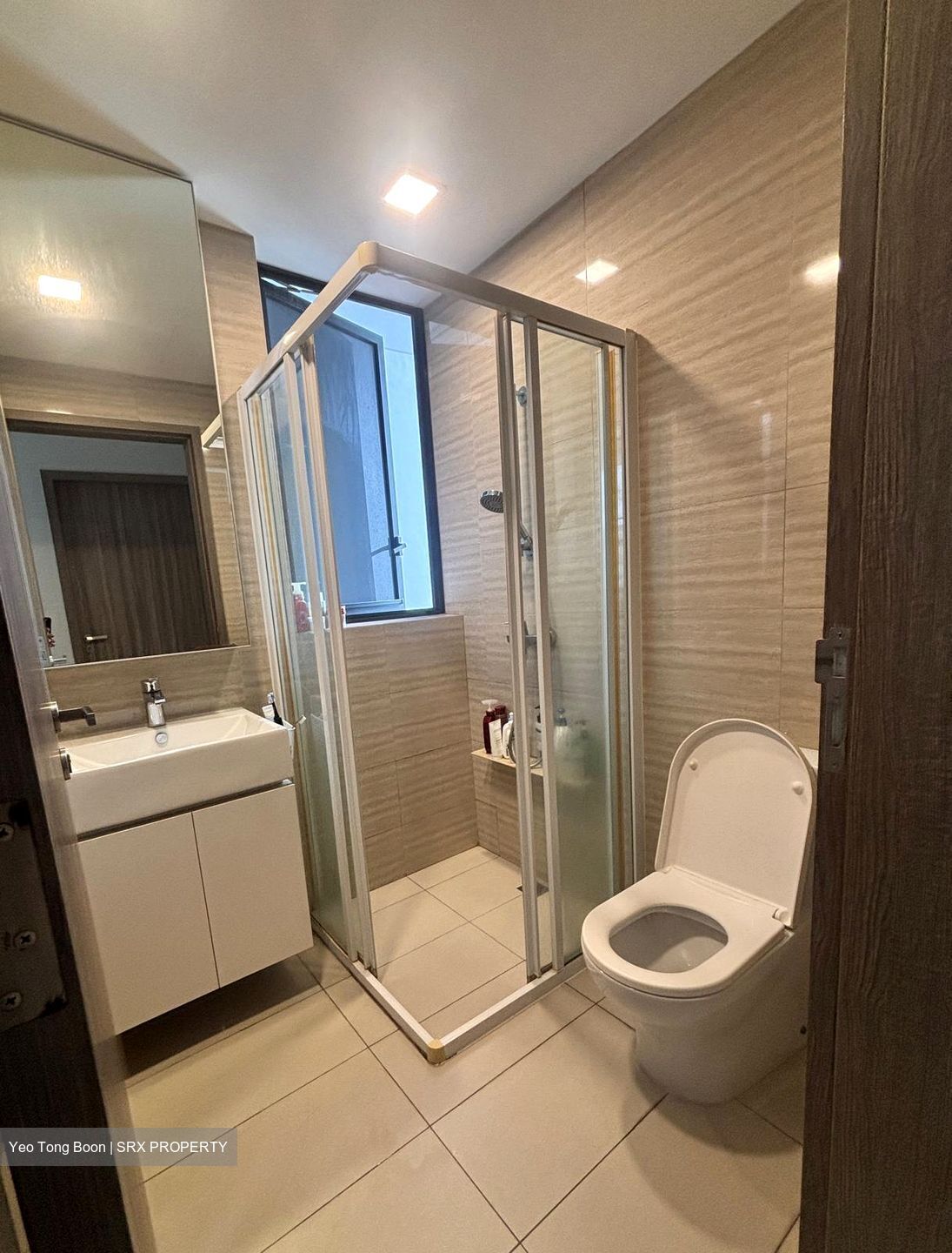 Sky Vue (D20), Condominium #632054171